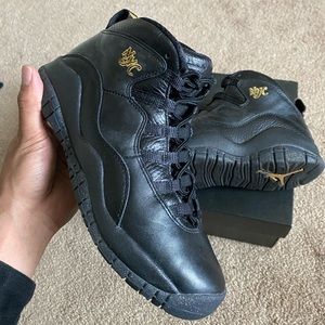 Jordan 10 Retro NYC 2016 Size 5.5Y
